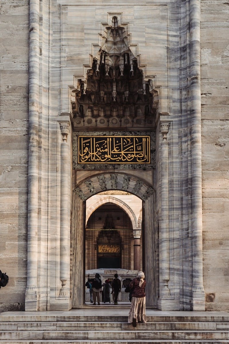 Ottoman with Storage